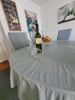 Apartman Mira